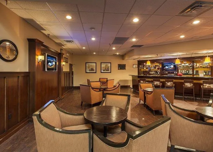 Doubletree By Hilton Worth South Hotel 4*