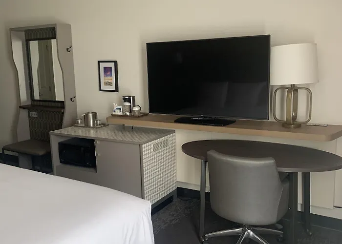 Doubletree By Hilton Worth South Hotel Fort Worth