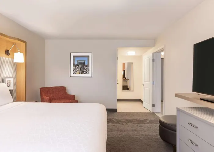 Doubletree By Hilton Worth South 4*