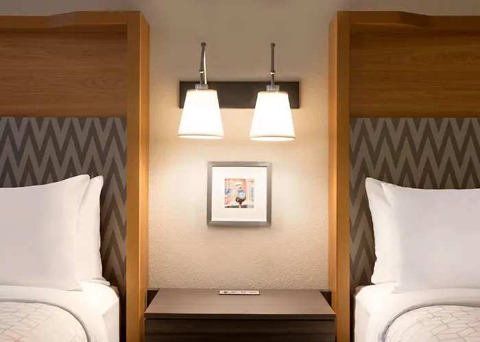 Doubletree By Hilton Worth South Fort Worth