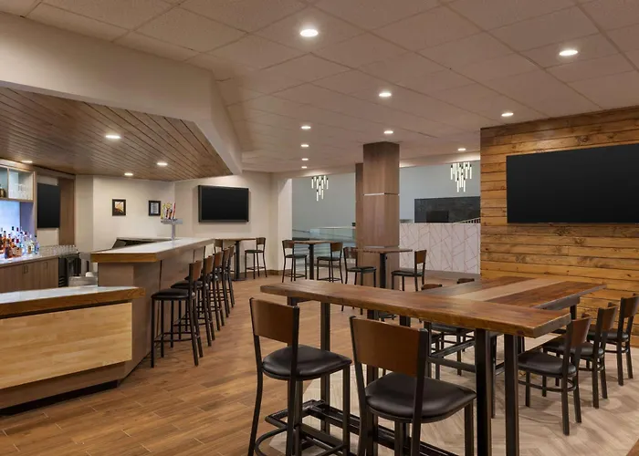 Doubletree By Hilton Worth South
